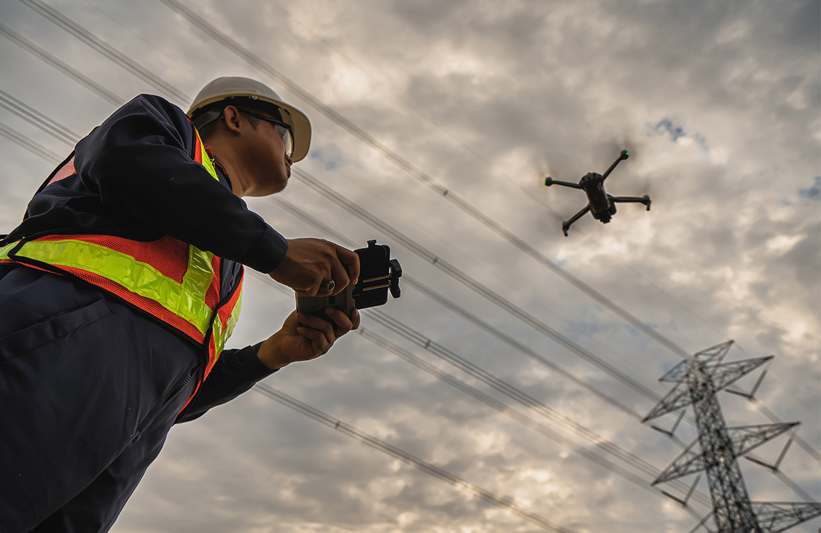 Mitigating Magnetic Field Dangers for Power Line Inspection Drones image