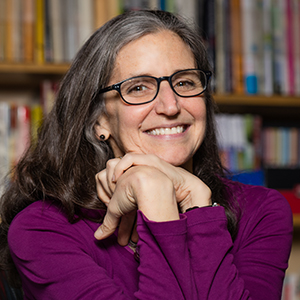 Photo of Professor Rosemary Murphy