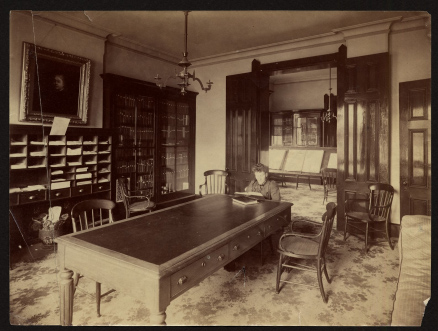 Woman’s Medical College of Pennsylvania library, North College Avenue, around 1890. (The Legacy Center Archives and Special Collections)